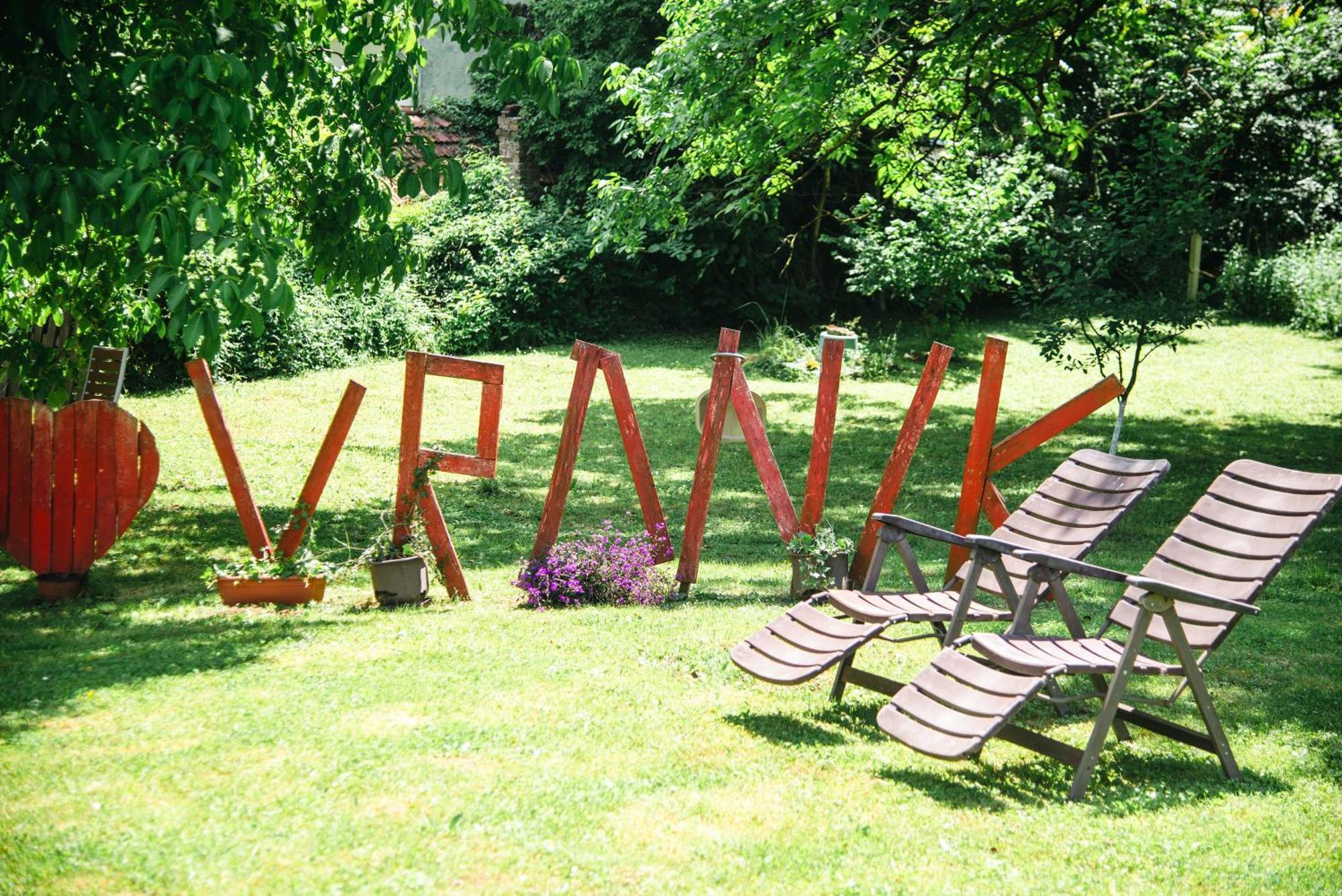 Apartmani Maslacak Vrdnik Exterior foto